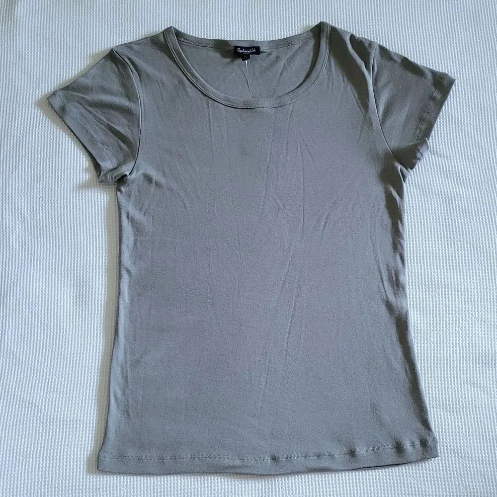 Splendid👍Basic Gray Slim Fit Tee - NWT